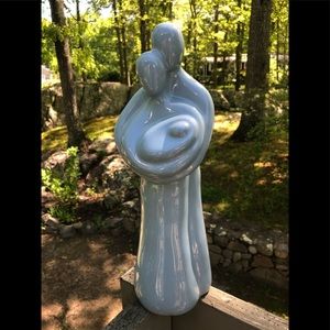 Vintage 1980s Haeger Couple W/ Baby Statue